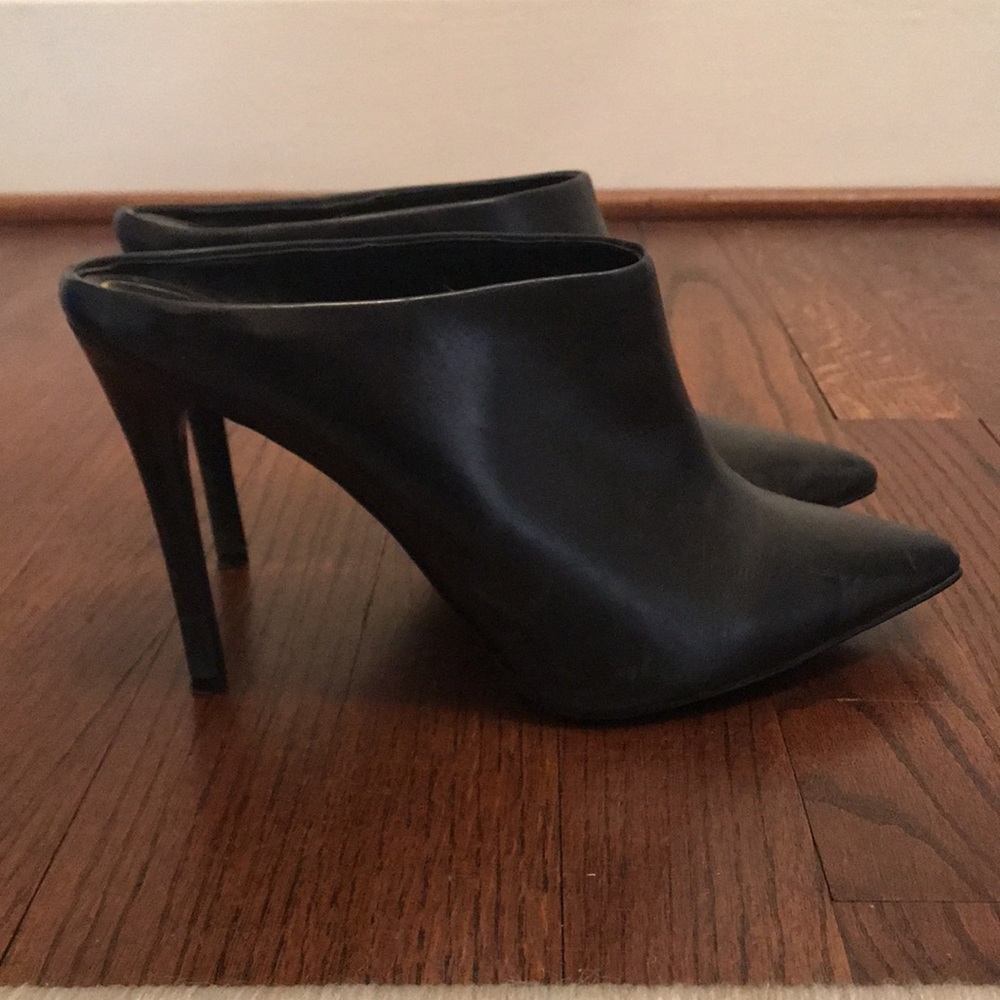 Enzo Angiolini, black bootie